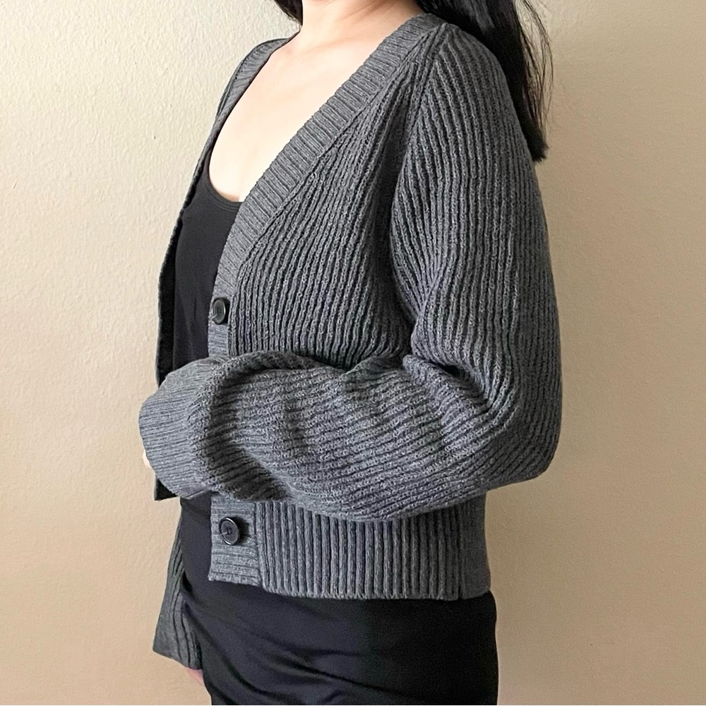 One Grey Day Sutton Chainette Cardigan - Picture 8 of 8